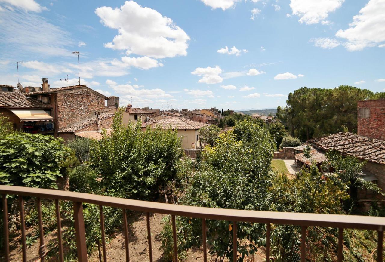 Corte Dei Guelfi San Gimignano Bagian luar foto